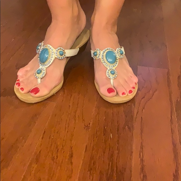 Turquoise with gold embellishment, 1-3/4” wedge. - Picture 1 of 4